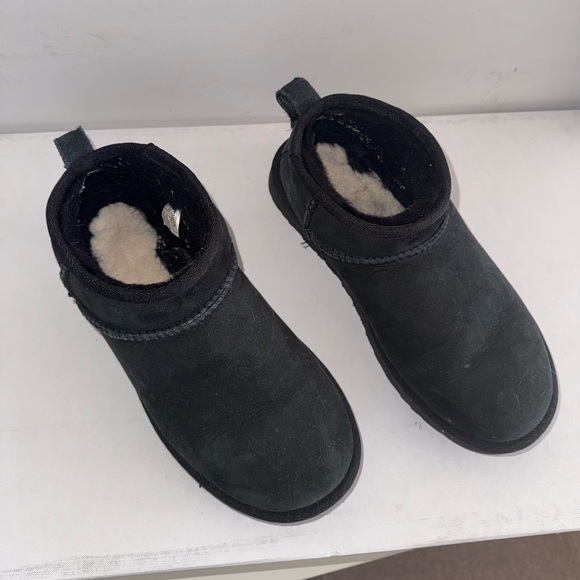 Ultra Mini Black Uggs - Picture 3 of 4